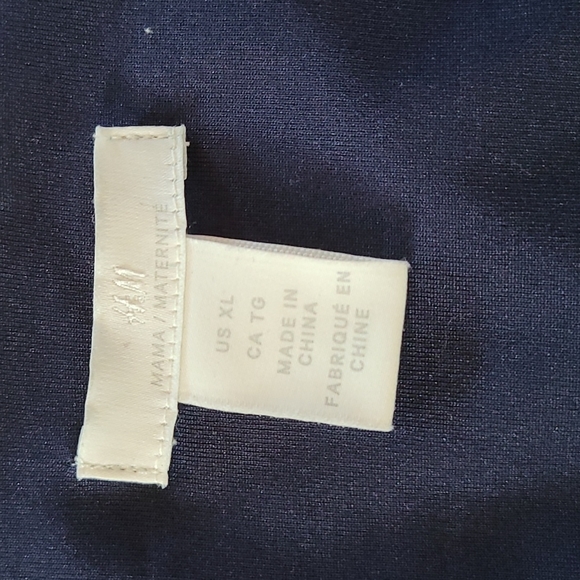 Beautiful h and m maternity dress - Picture 2 of 3